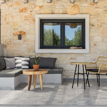 "Four Olives" Luxury Rooms, Afitos #Feelslikehome Экстерьер фото