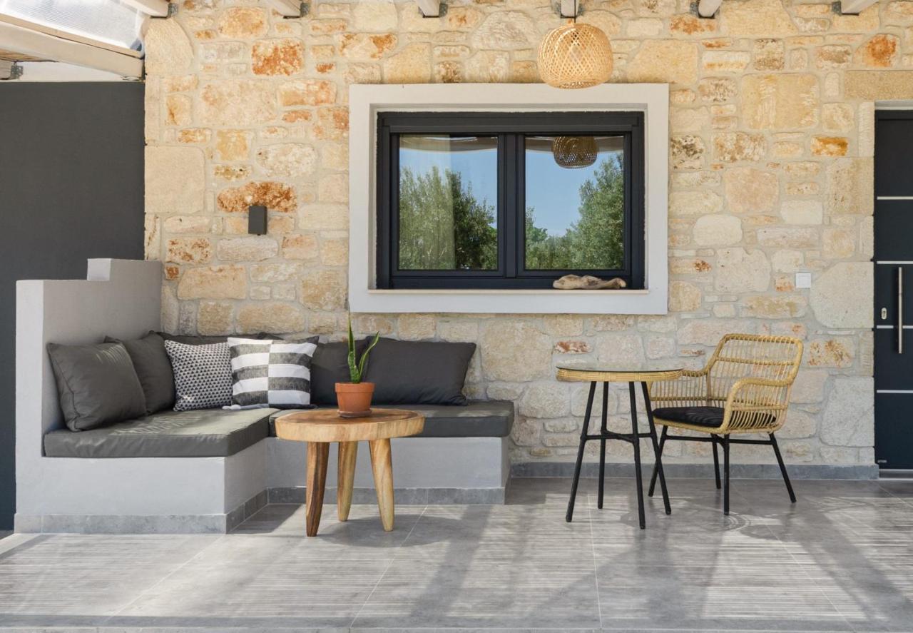 "Four Olives" Luxury Rooms, Afitos #Feelslikehome Экстерьер фото