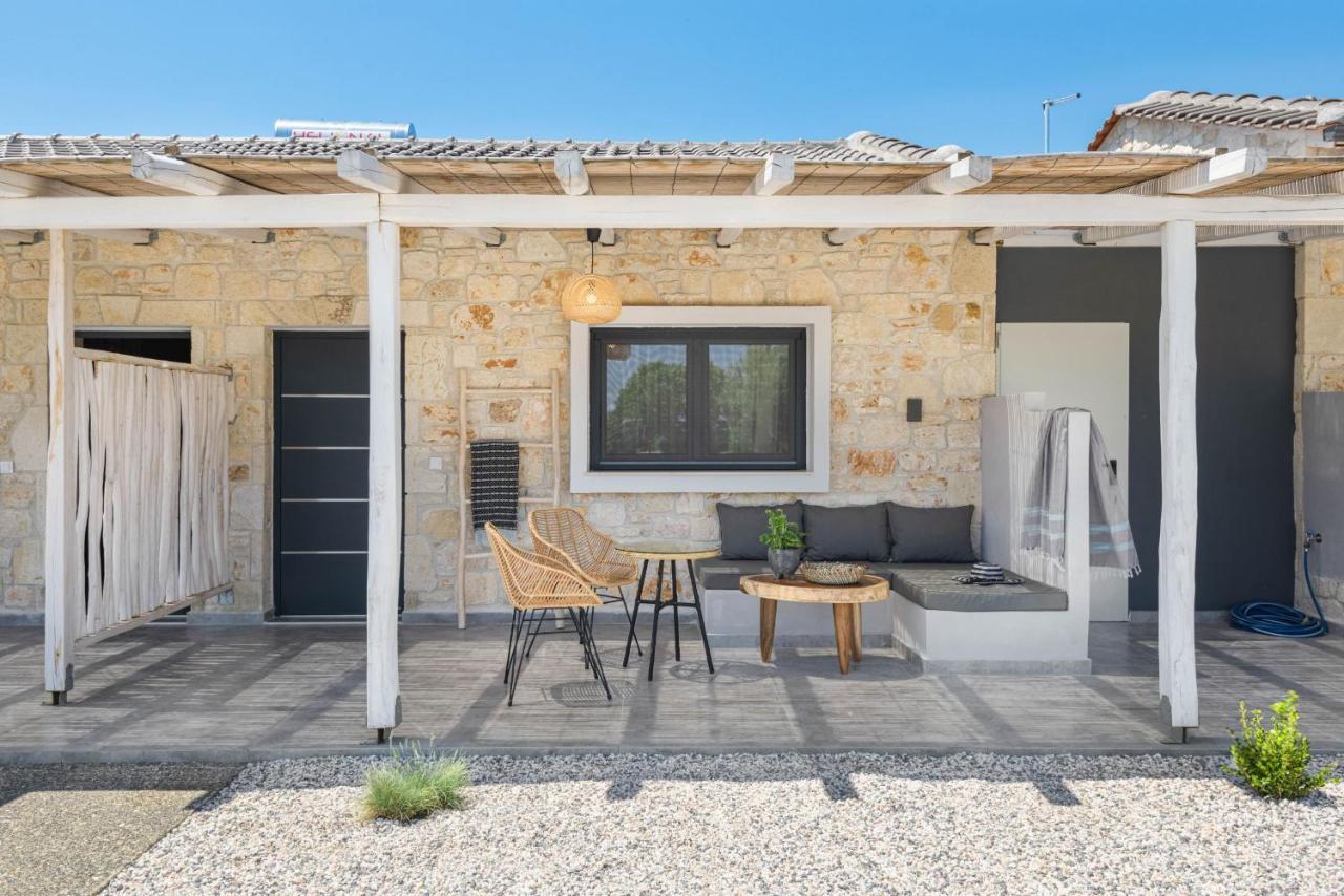 "Four Olives" Luxury Rooms, Afitos #Feelslikehome Экстерьер фото