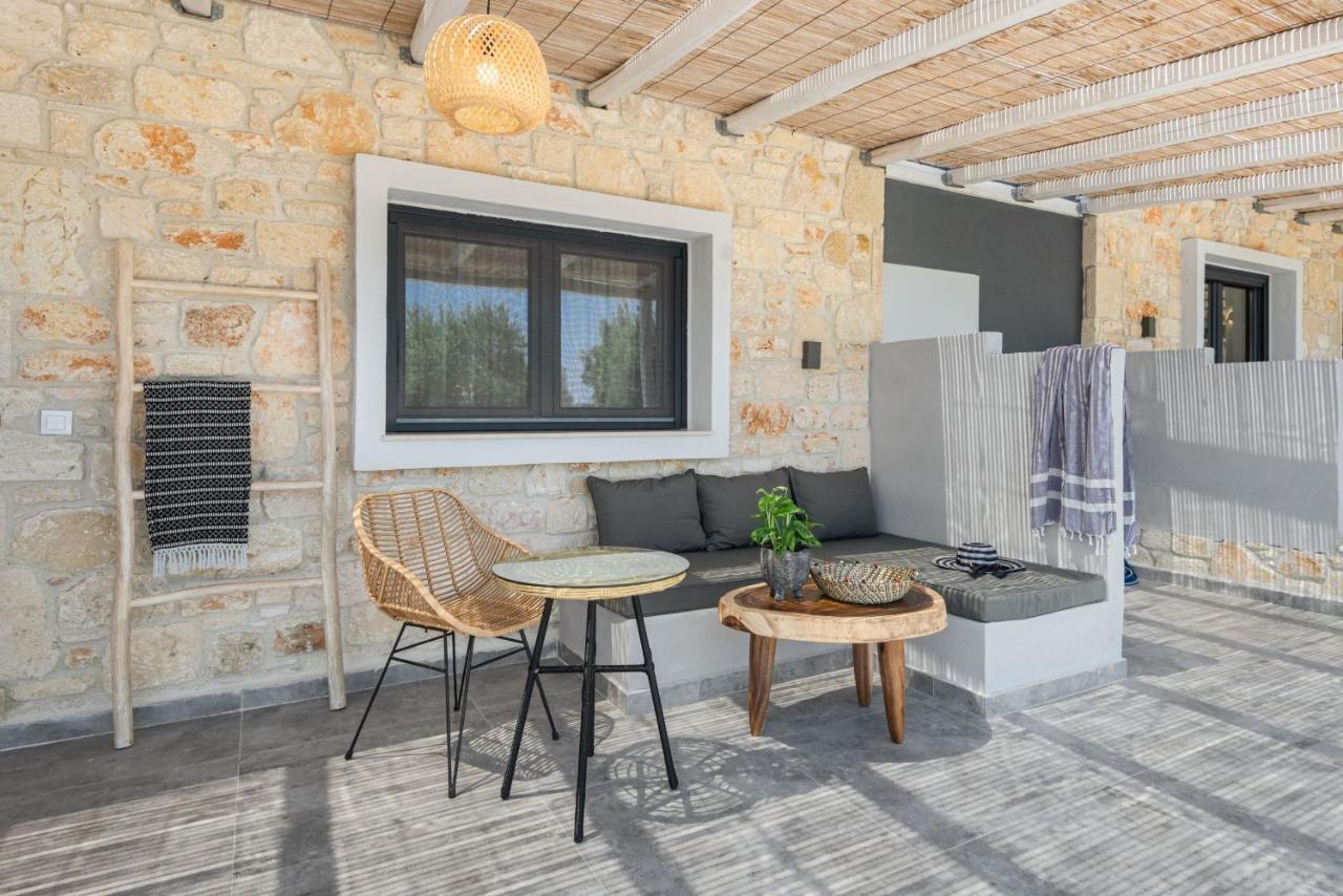 "Four Olives" Luxury Rooms, Afitos #Feelslikehome Экстерьер фото