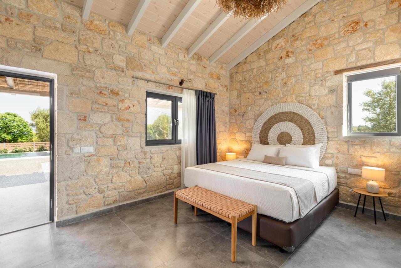 "Four Olives" Luxury Rooms, Afitos #Feelslikehome Экстерьер фото